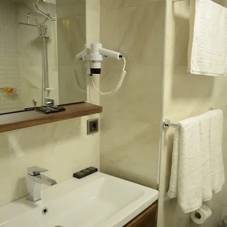 Safa Royal Museum Hotel