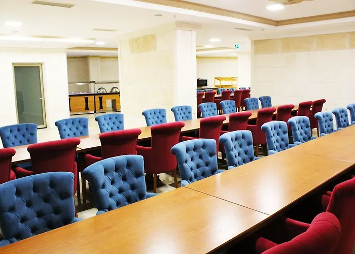 מלון Safa Royal Museum 3*