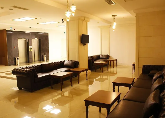 Safa Royal Museum Hotel 3*