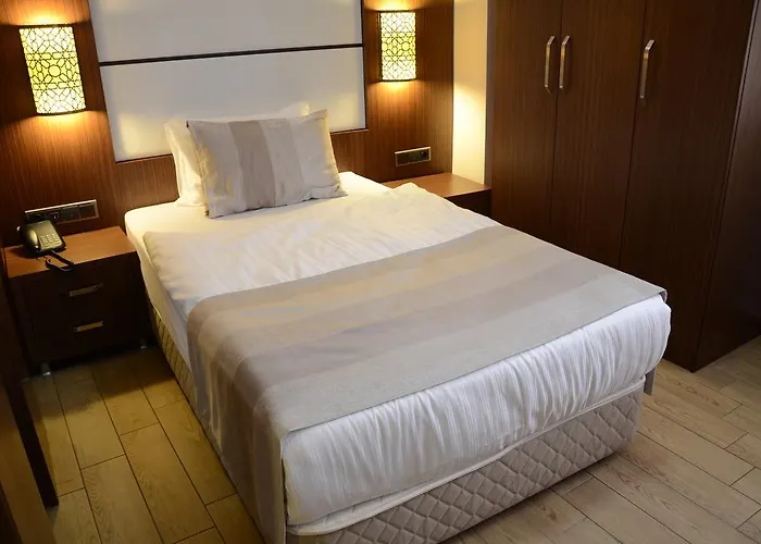 מלון Safa Royal Museum 3*